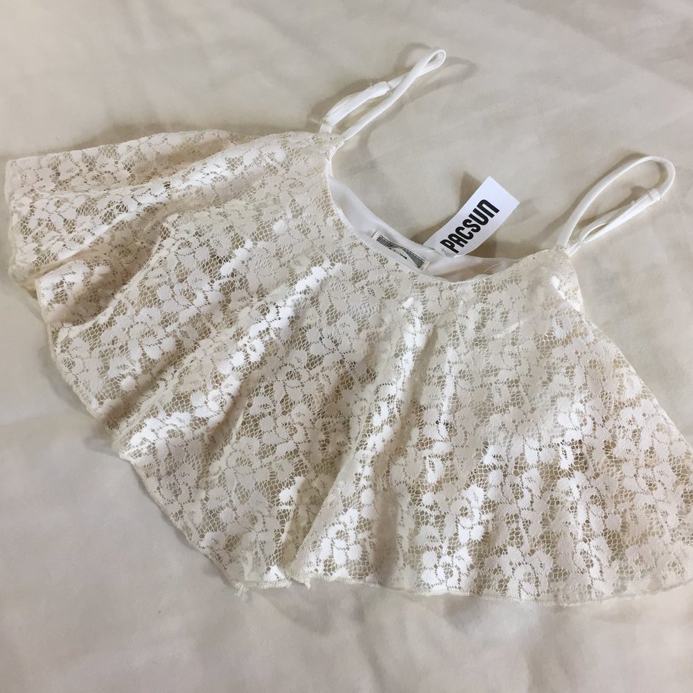 PacSun Cream Lace Flounce Crop Top (NEW) - Picture 3 of 8